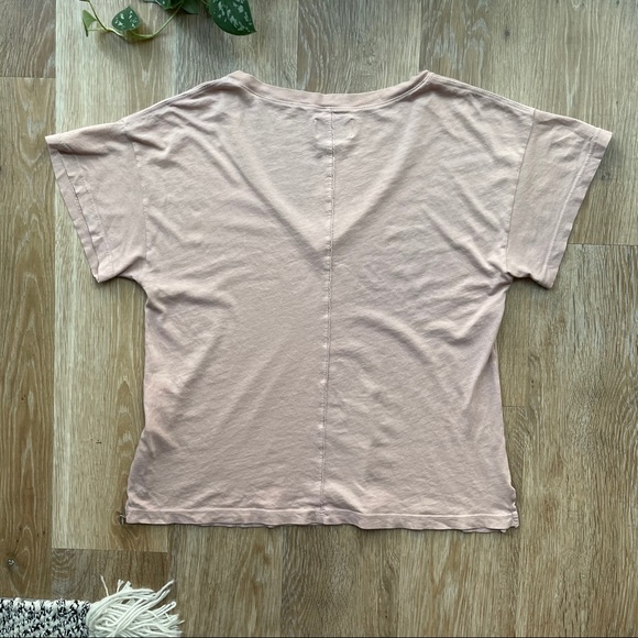 MATE the Label Arlo V Neck Tee - Picture 5 of 7